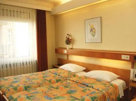 Hotel Zurich Люксембург Екстер'єр фото