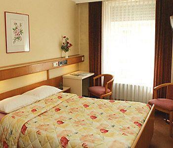 Hotel Zurich Люксембург Екстер'єр фото